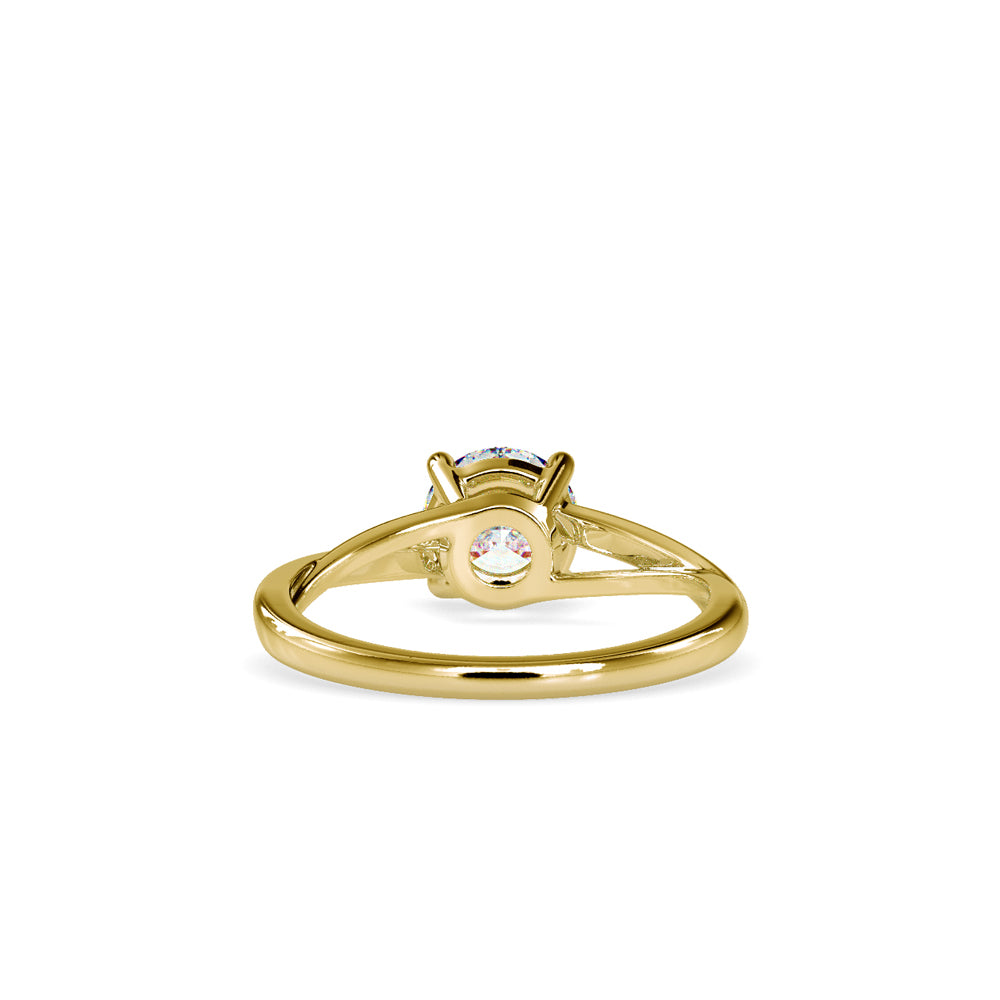 Brilliant Round Cut 4 Prong Diamond Engagement Ring