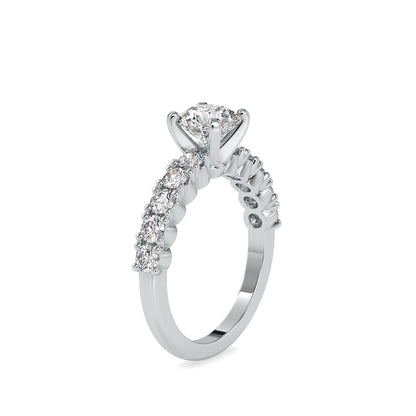 Laurales Prong Diamond Ring