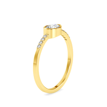 Gorgo Pear Diamond Ring