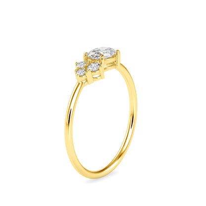 Oval Cicero Delicate Diamond Ring